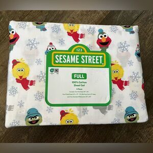 Sesame Street Holiday Full Size Christmas Sheet Set